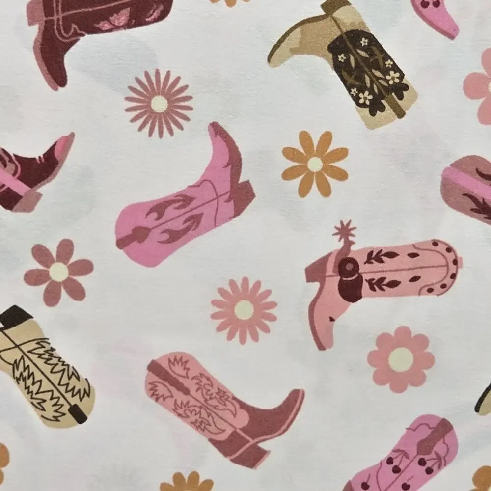 Pink Western Cowboy Boots & Flowers Artisan Weave QUEEN 4 Piece Bedding Set NEW